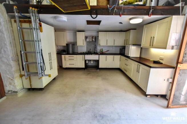 7 (24).jpg