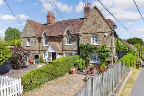 4 Stone Cottages, Addington Green, Addington, West Malling ME19 5BB