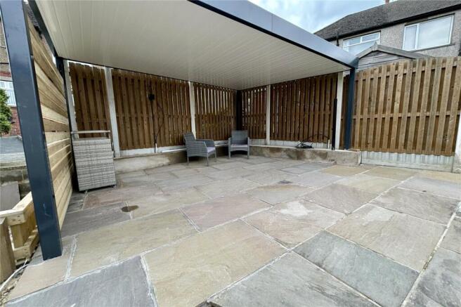 4 bed Semi-Detached for sale Image 4