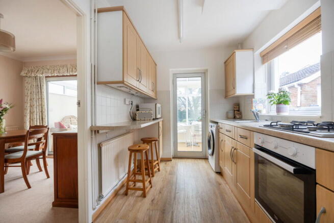 South View Way, Prestbury, Cheltenham, GL52 5BH photo 4