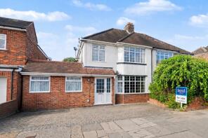17, Gloucester Avenue, Chelmsford CM2 9DP