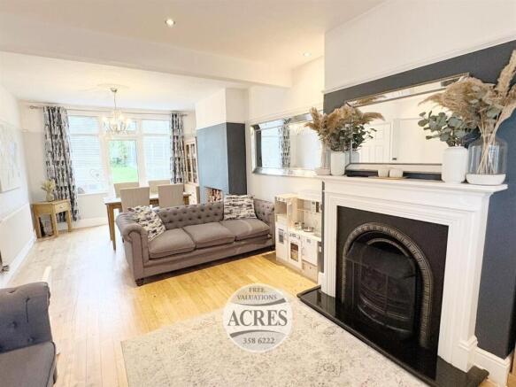 IMG_1944 (Large).jpg