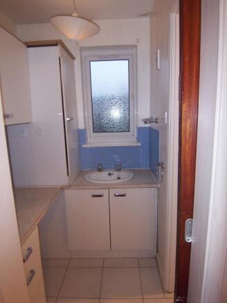 Bathroom Dressing Area