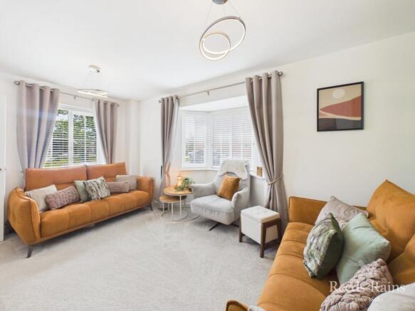 3 bed Detached for sale Image 8