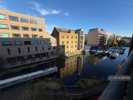 Flat 2, 28 Downham Wharf, Hertford Road, Hackney, London N1 5QT