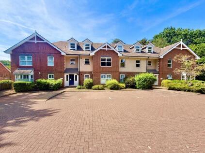 Portsmouth Road, Camberley