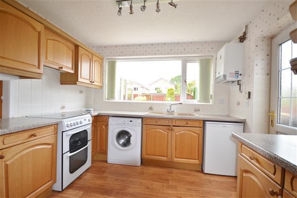 KITCHEN: