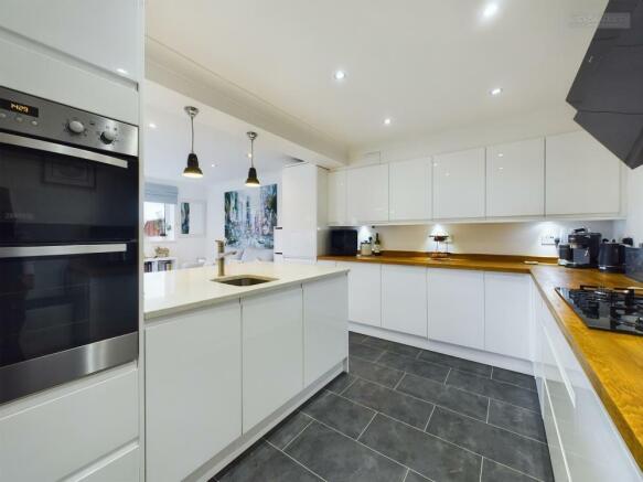 Kitchen/Breakfast Room