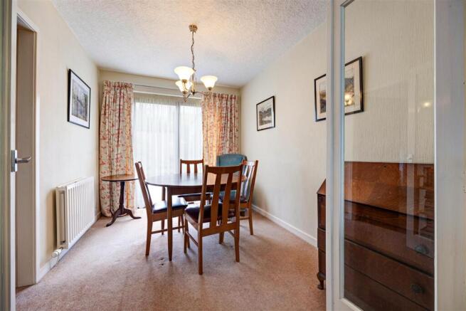 3 bed Semi-Detached for sale Image 10