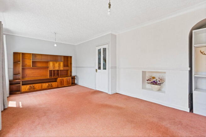 3 bed Semi-Detached for sale Image 4