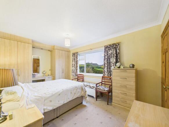2 bed Detached Bungalow for sale Image 8