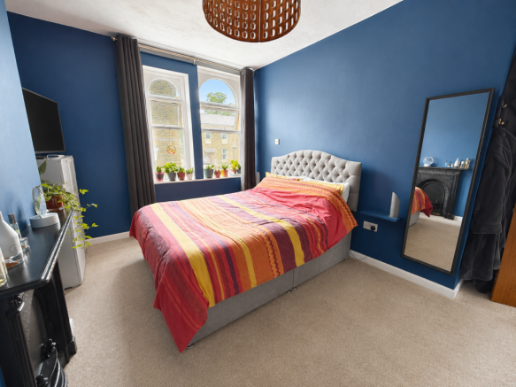 2 bed Terraced for sale Image 5