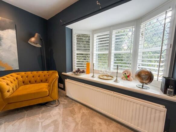 4 bed Detached for sale Image 4