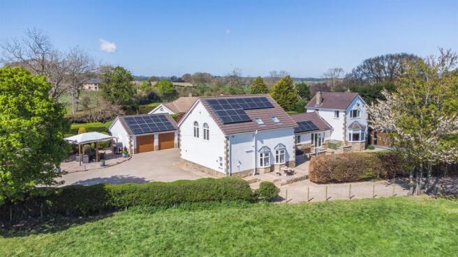 4 bed Detached for sale Image 6