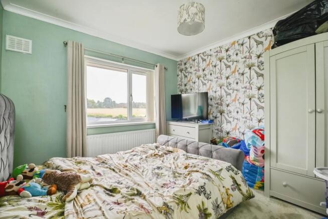 3 bed Semi-Detached for sale Image 7