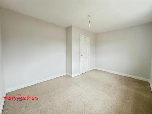 3 bed Town House for sale Image 10