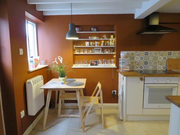 Photo 3