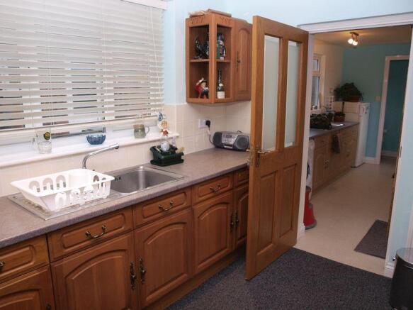 Fitted Kitchen 2