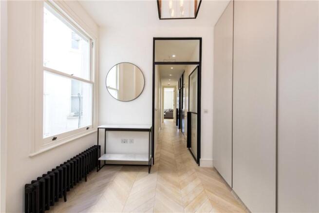 Entrance Hallway, W2