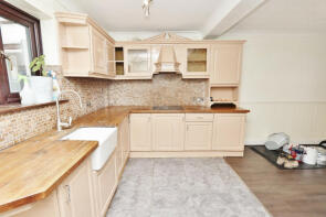 17, Bell House Road, Romford RM7 0LT