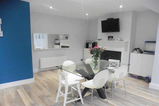Dining Area 1