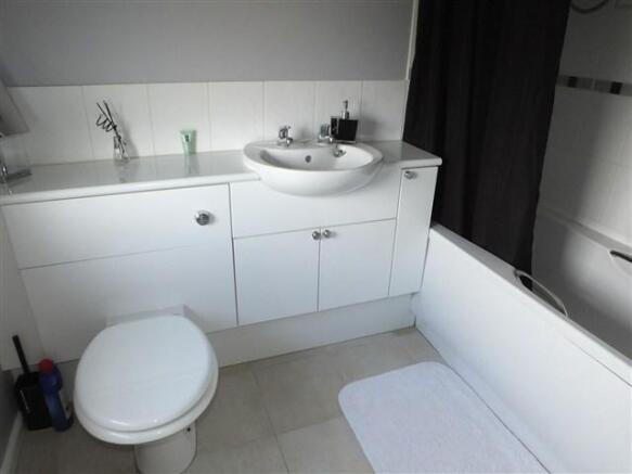 En Suite Bathroom