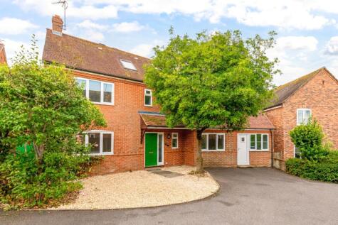 Isles Road, Ramsbury, Marlborough, Wiltshire, SN8