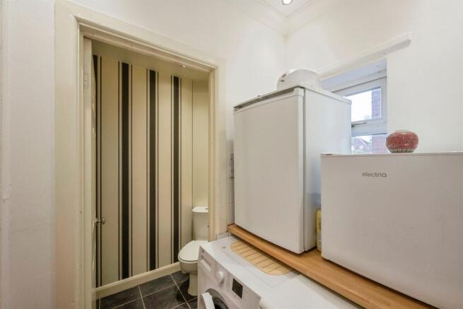 2 bed Semi-Detached for sale Image 8