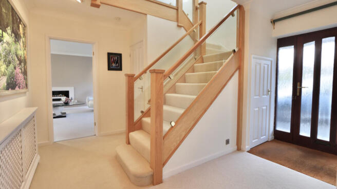 Spacious Reception Entrance Hall