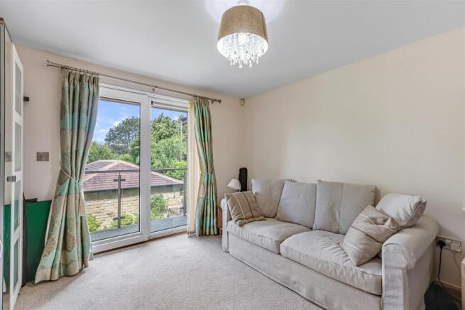 2 bed Apartment for sale Image 8