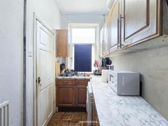 3 bed Terraced for sale Image 5
