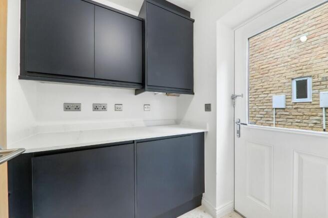 3 bed Detached for sale Image 7