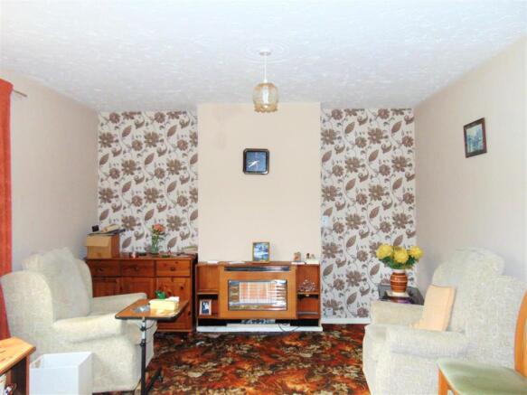 Living Room 1.JPG