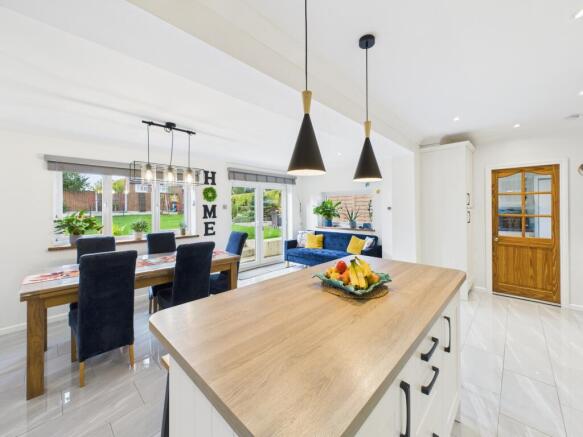 Living/Dining Kitchen