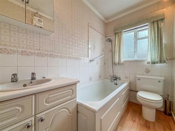 ground floor bathroom