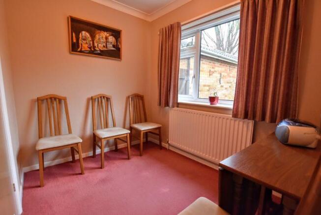 Bedroom/Dining...