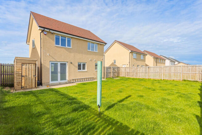 Garden of 13 Barbachlaw Way