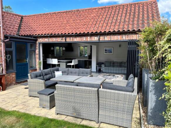 Rear Garden Patio