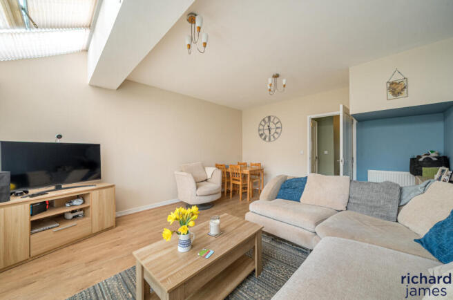 c5e94fabf5d24c4d8cc3f78d430a7636