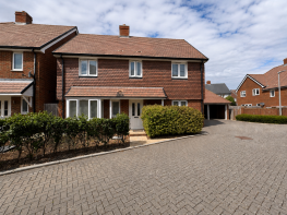 4, Yarrow Place, Pevensey BN24 5GG