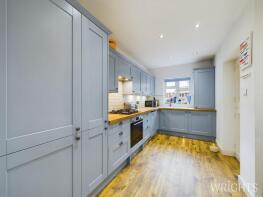 104, Burnham Green Road, Burnham Green AL6 0NQ