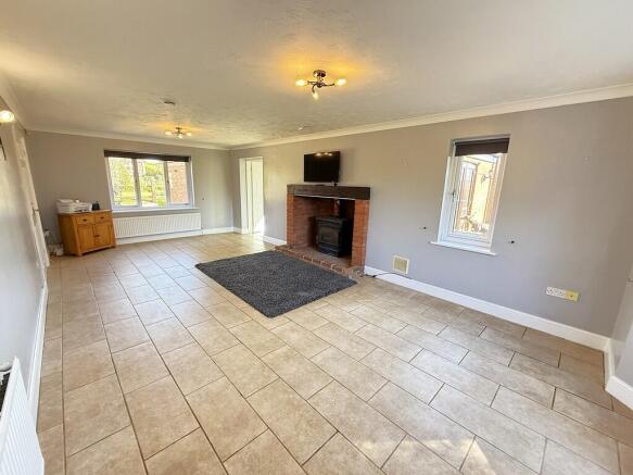 LIVING ROOM 3