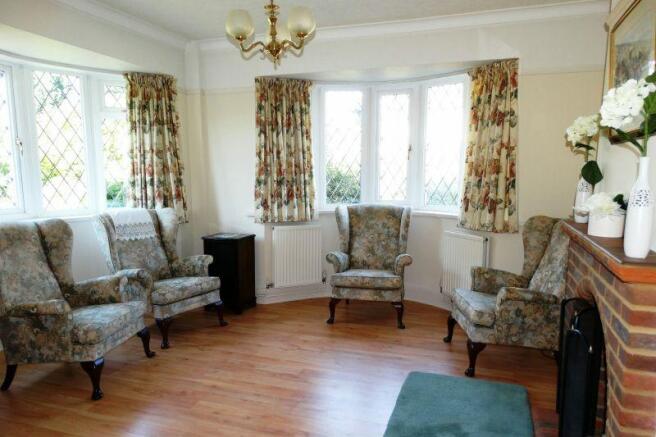 FRONT RECEPTION ROOM