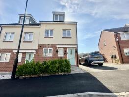 10, Miners Drive, Woodlands, Doncaster DN6 7FL