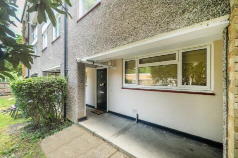 Cave Road, Richmond, TW10