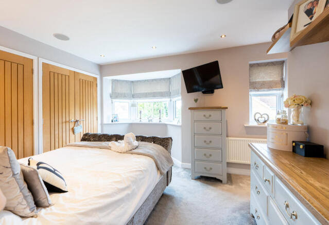 Master bedroom 
