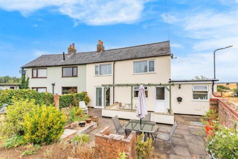 NN14 - Bridle Way, Cransley,