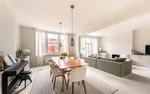 19, York Mansions, Prince Of Wales Drive, London SW11 4DN