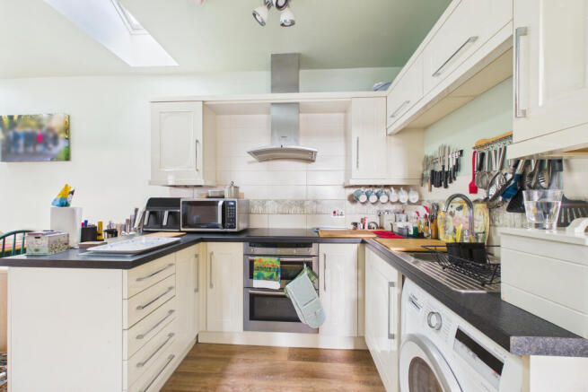 CAM05449G0-PR0066-STILL006