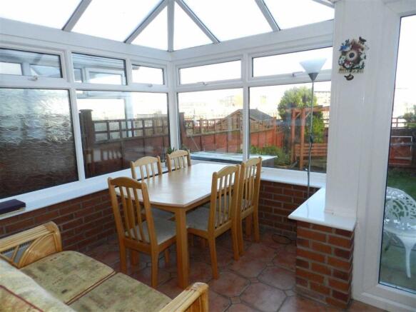 DOUBLE GLAZED CONSER